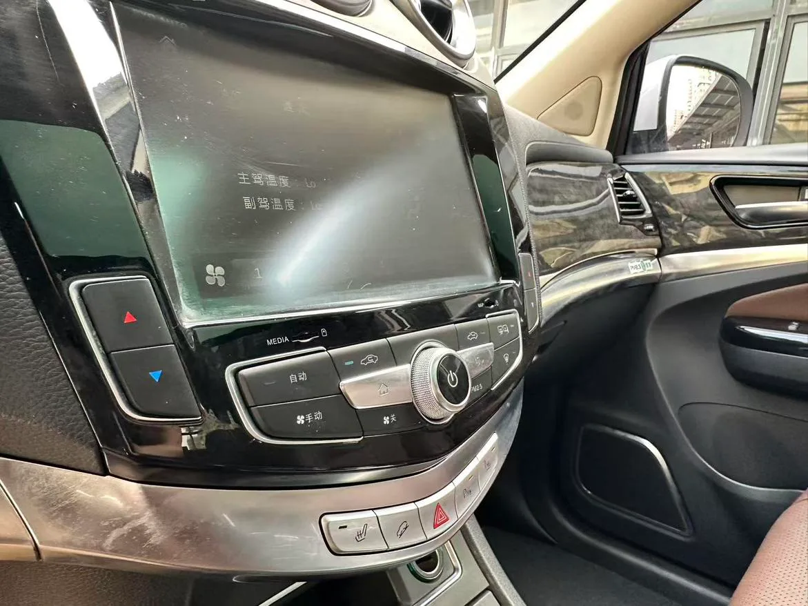 BYD Tang DM, 2015 — фото 13