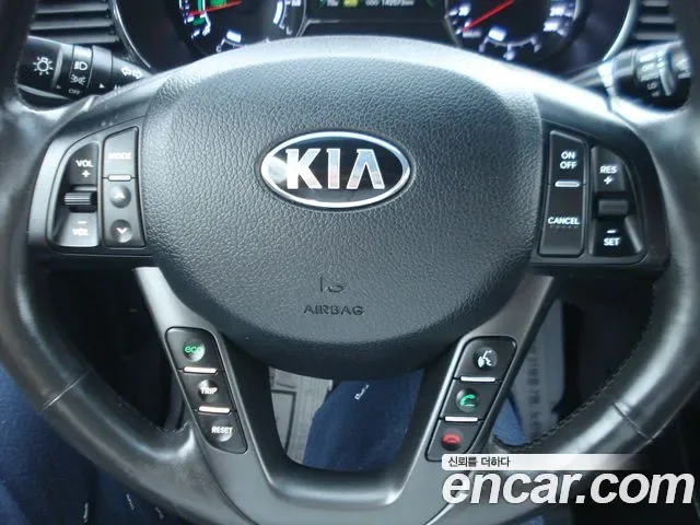 Kia K5 Hybrid, 2013 — фото 10