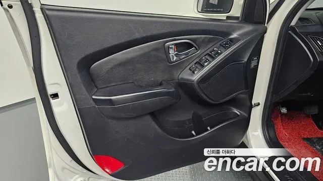 Hyundai Tucson ix, 2011 — фото 24