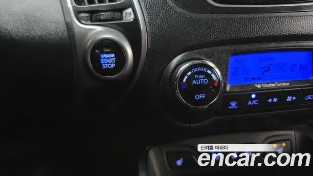 Hyundai Tucson ix, 2011 — фото 19