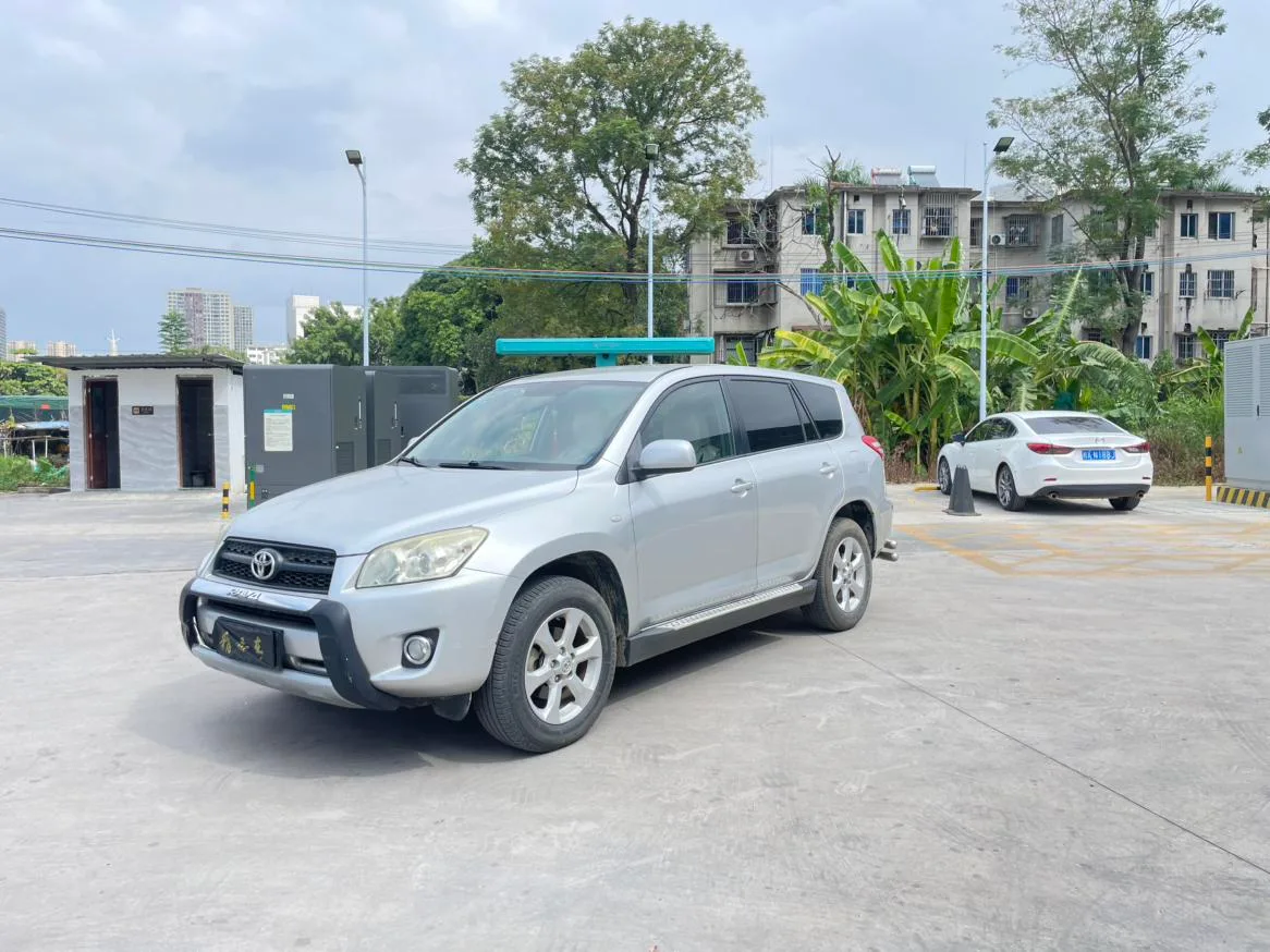 Toyota RAV4 Rongfang