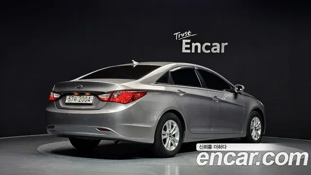 Hyundai Sonata YF Sonata, 2010 — фото 2