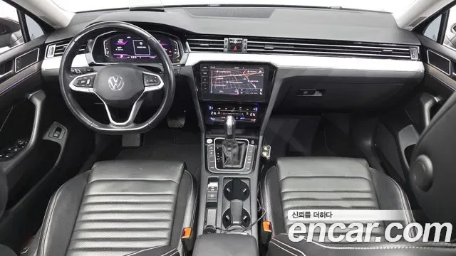 Volkswagen Passat GT (B8), 2022 — фото 4