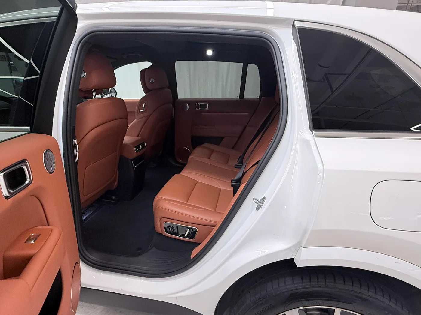 Li Auto Ideal L7, 2023 — фото 13