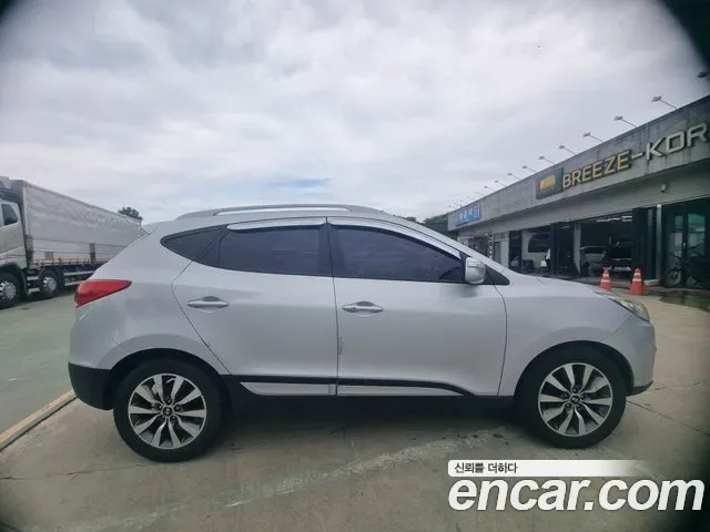 Hyundai Tucson ix, 2011 — фото 20