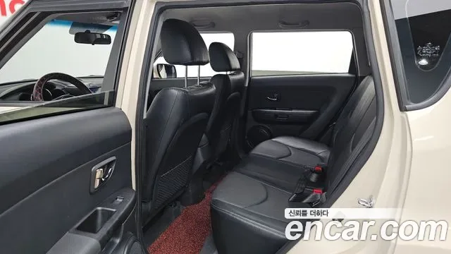 Kia Soul, 2010 — фото 12