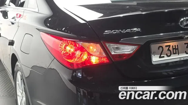 Hyundai Sonata YF Sonata, 2011 — фото 24