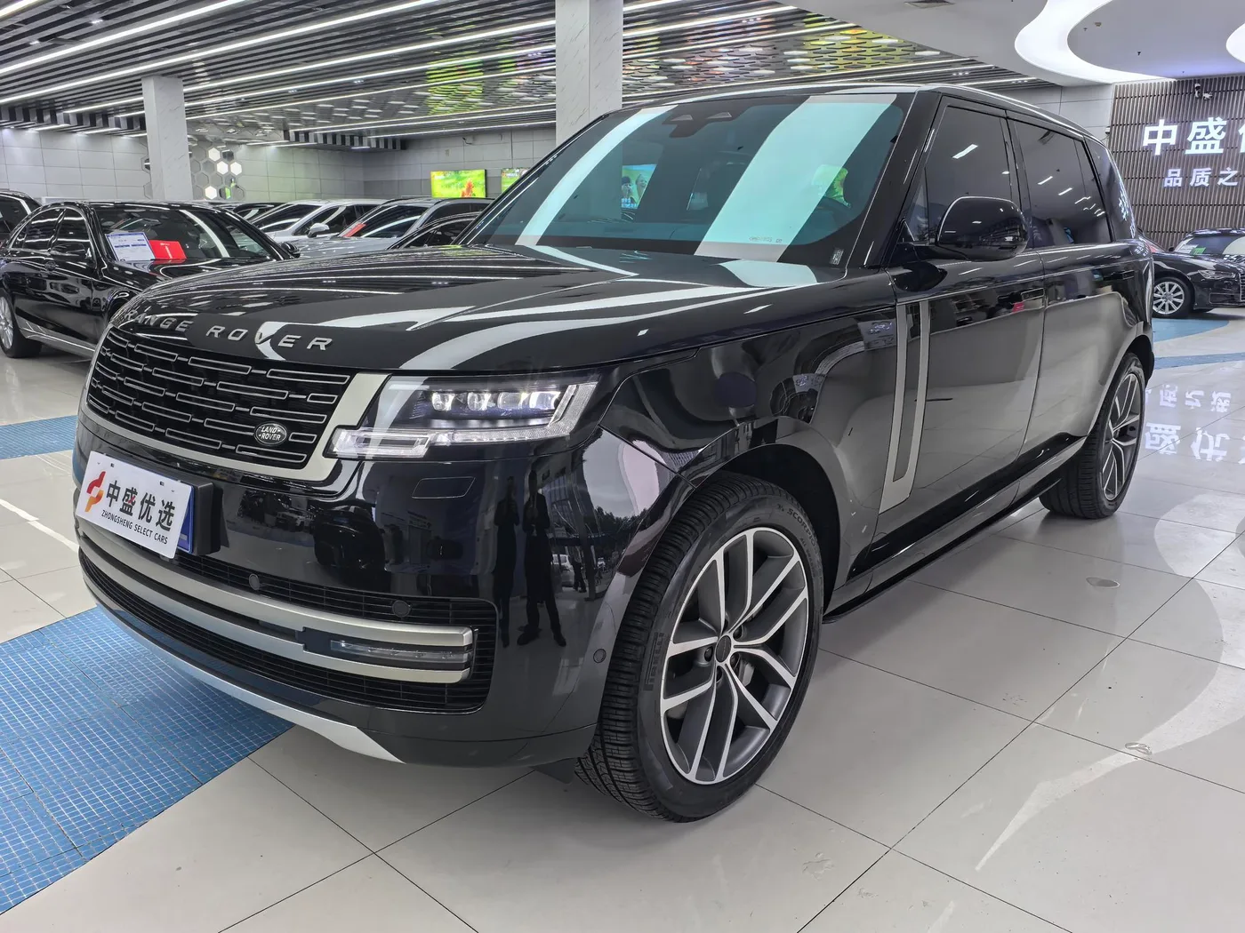 Land Rover range rover