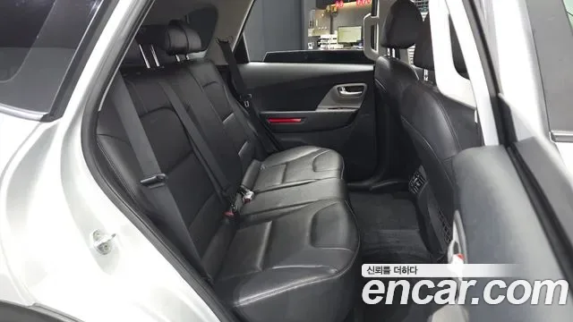 Kia Niro Plus, 2022 — фото 12
