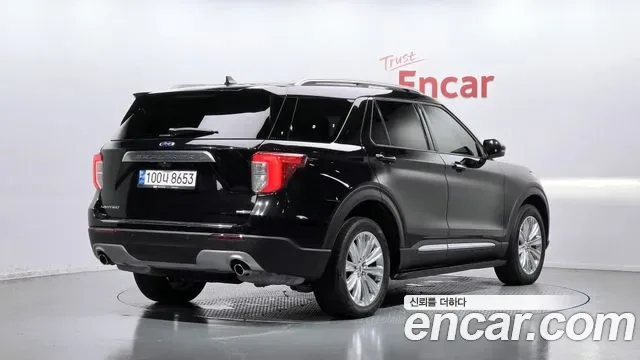 Ford Explorer, 2022 — фото 2