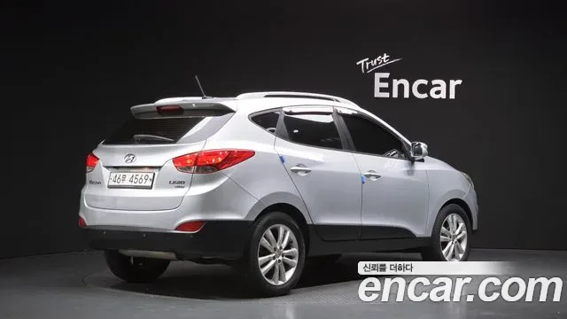 Hyundai Tucson ix, 2011 — фото 2