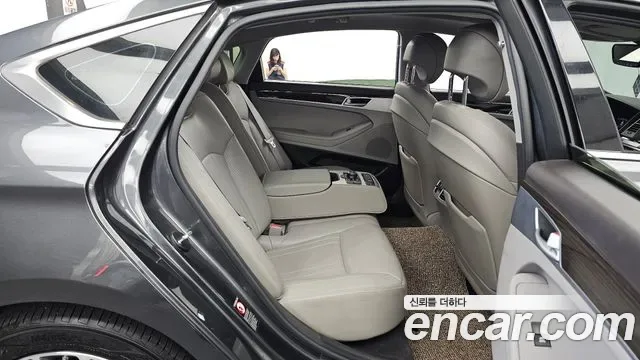 Genesis G80, 2016 — фото 12