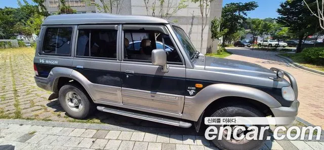 Hyundai Galloper 2