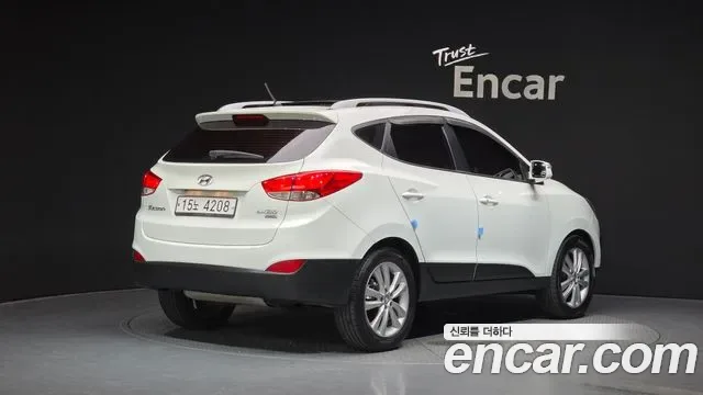 Hyundai Tucson ix, 2011 — фото 2