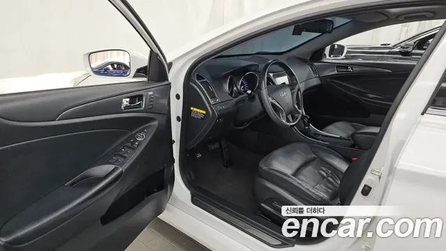 Hyundai Sonata Hybrid, 2011 — фото 9