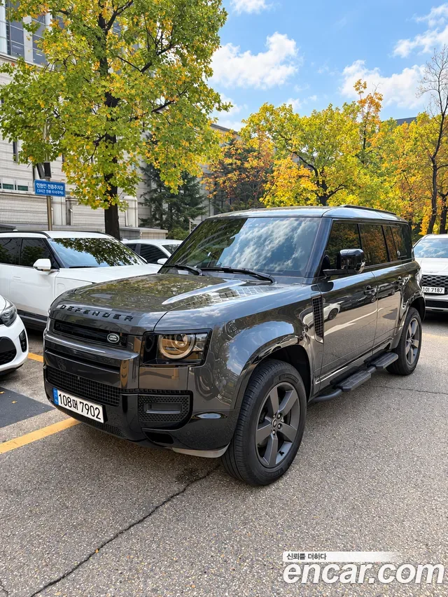 Land Rover Defender L663