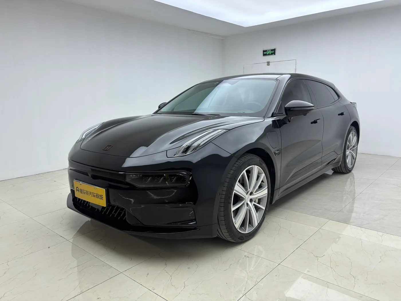 ZEEKR 001
