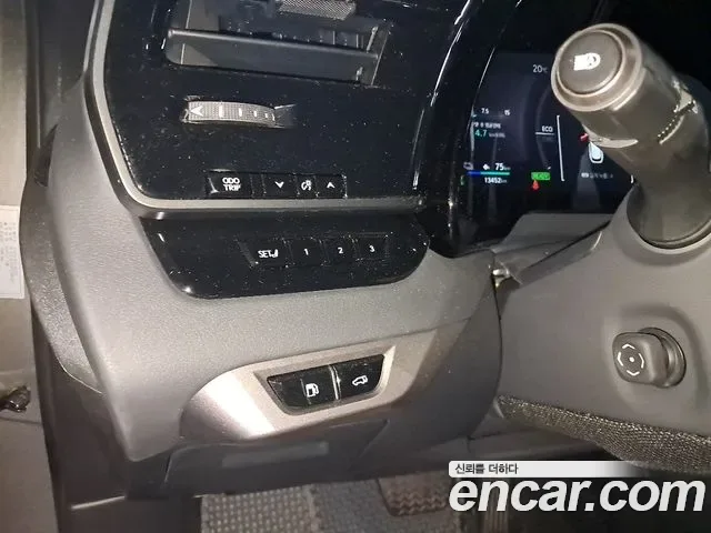 Lexus Rx450h+, 2025 — фото 13