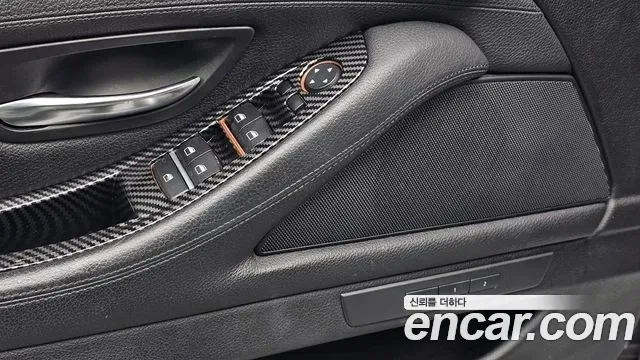 BMW 5-Series F10, 2012 — фото 29
