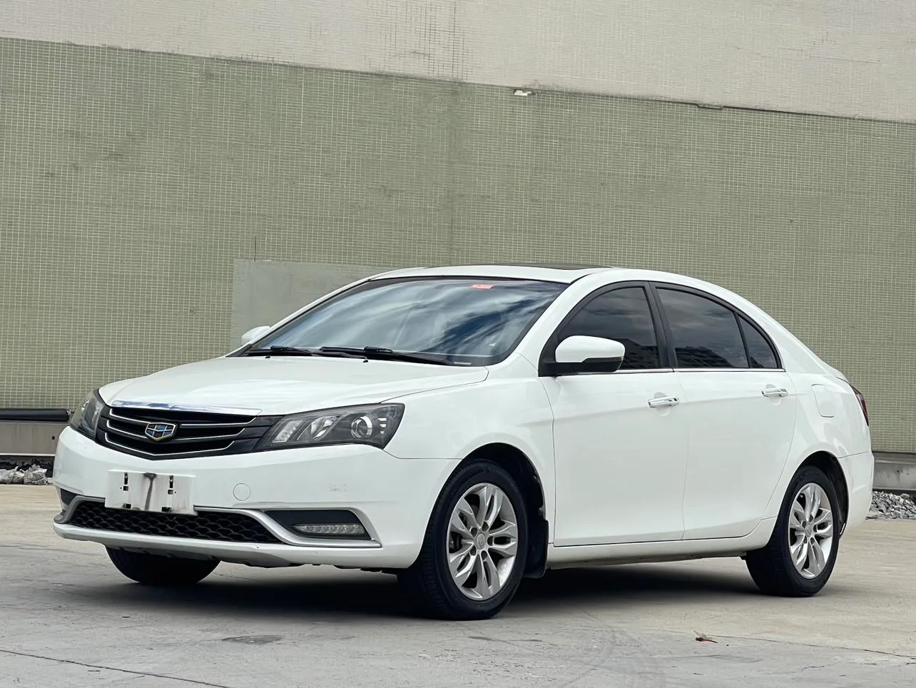 Geely emgrand