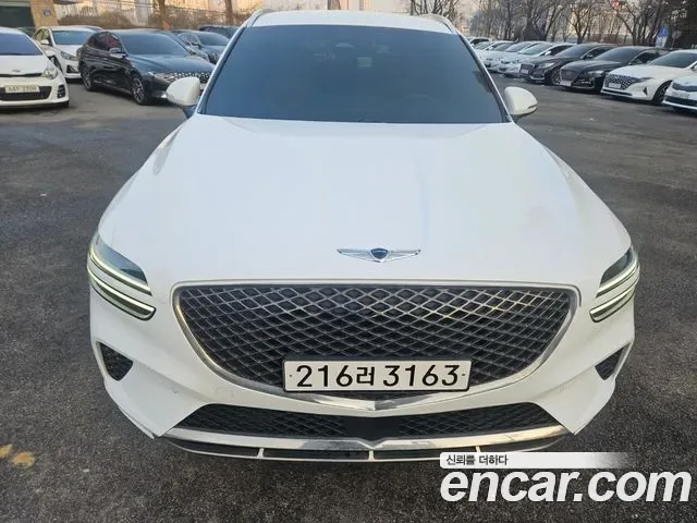 Genesis Gv70