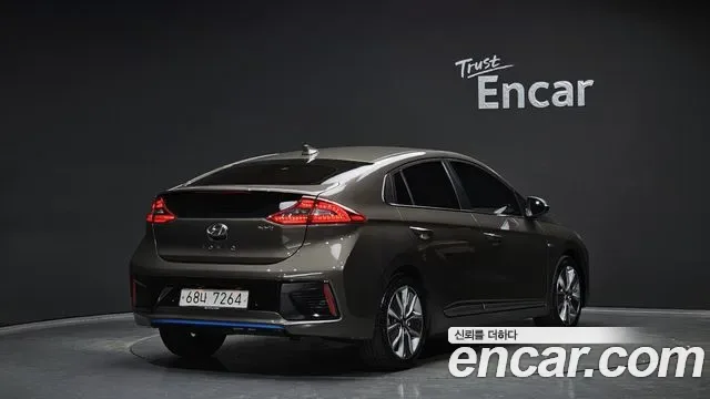 Hyundai Ioniq Ionic Hybrid, 2016 — фото 2