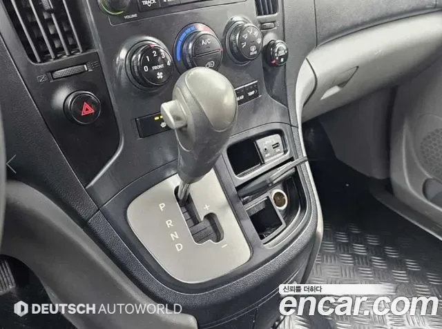 Hyundai Starex Grand Starex, 2012 — фото 9