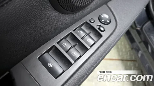 BMW 3-Series E90, 2010 — фото 13