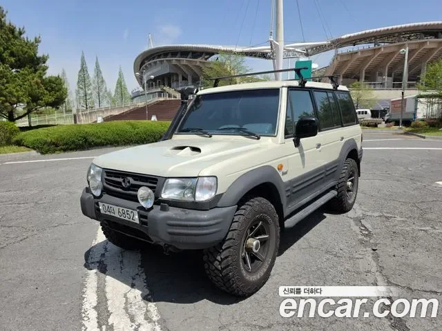 Hyundai Galloper 2