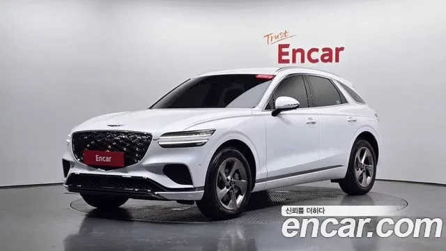 Genesis Gv70