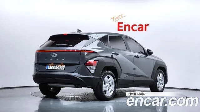 Hyundai Kona SX2, 2025 — фото 2