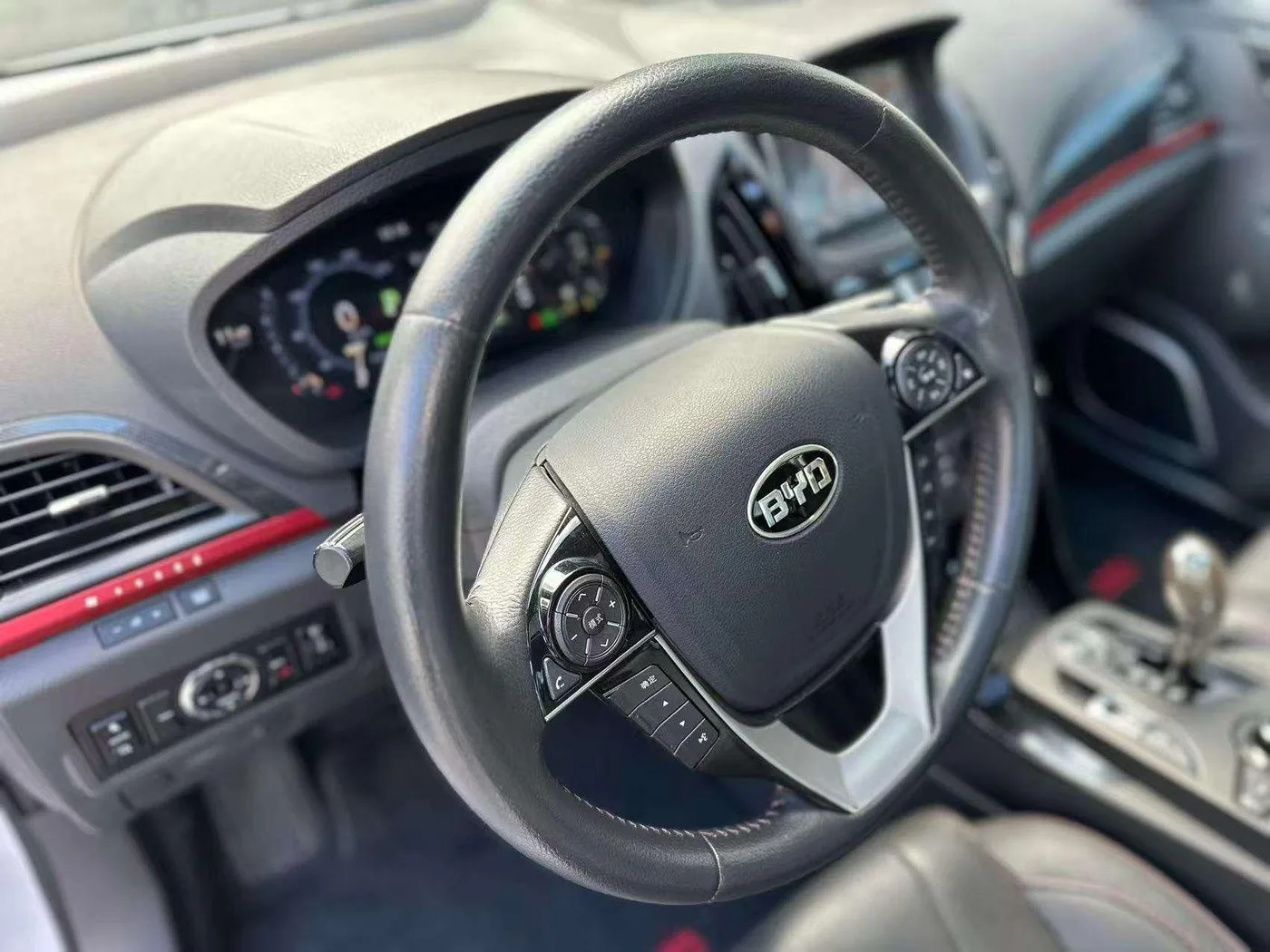 BYD Qin DM, 2014 — фото 16