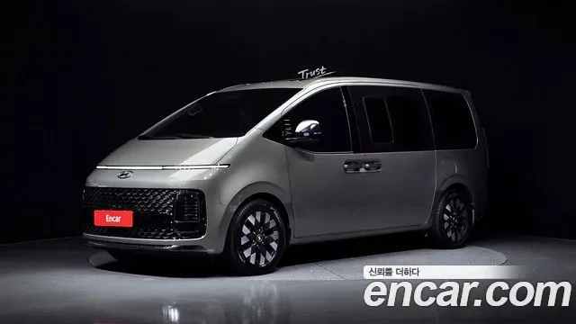 Hyundai Staria