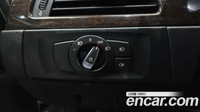 BMW 3-Series E90, 2013 — фото 19