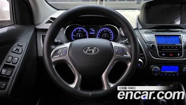 Hyundai Tucson ix, 2012 — фото 13