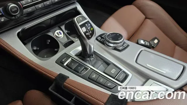 BMW 5-Series F10, 2013 — фото 9