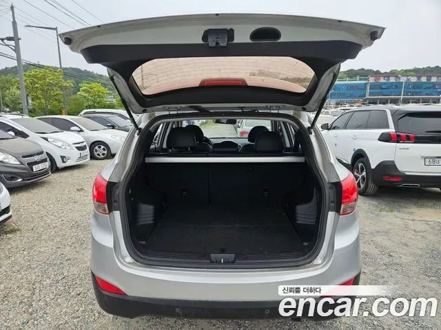Hyundai Tucson ix, 2010 — фото 15