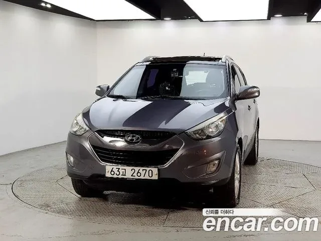 Hyundai Tucson ix, 2011 — фото 2