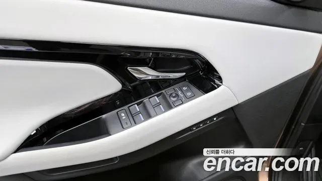 Land Rover Range Rover Evoque, 2025 — фото 29