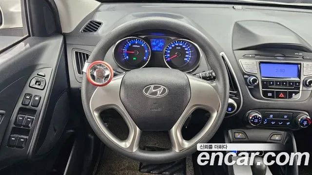 Hyundai Tucson ix, 2010 — фото 13