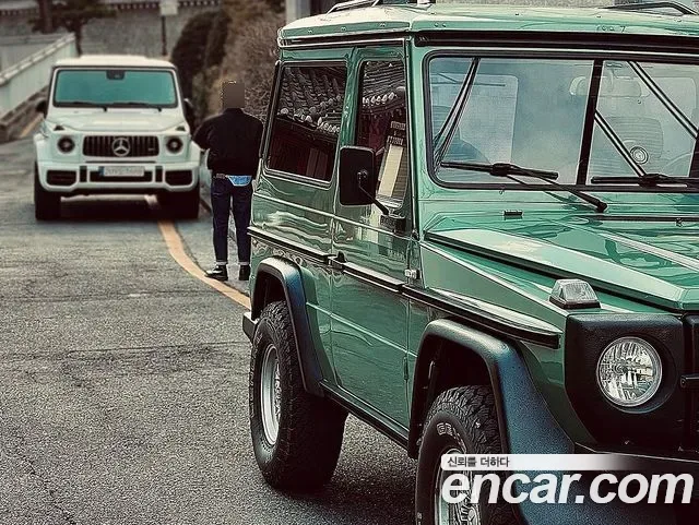 Mercedes-Benz G-Class W460