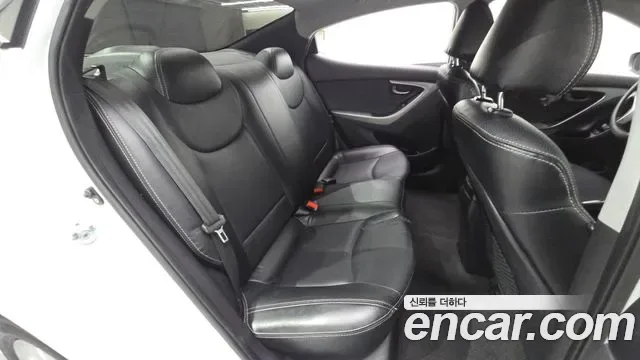 Hyundai Avante MD, 2010 — фото 12