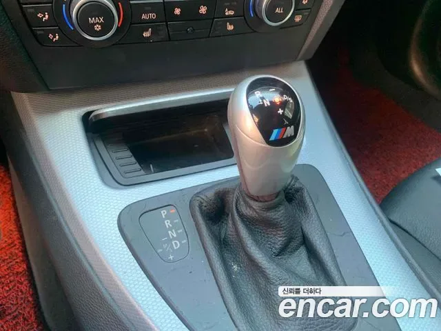 BMW 3-Series E90, 2010 — фото 13