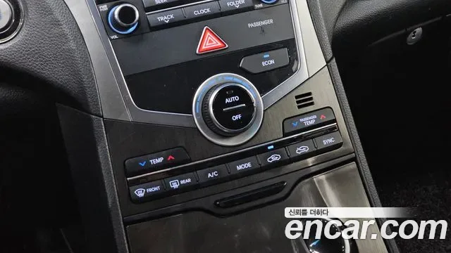 Hyundai Grandeur HG Hybrid, 2016 — фото 27