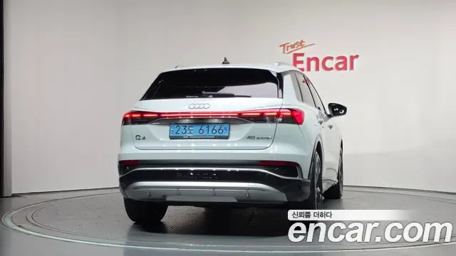 Audi Q4 E-Tron F4, 2022 — фото 4