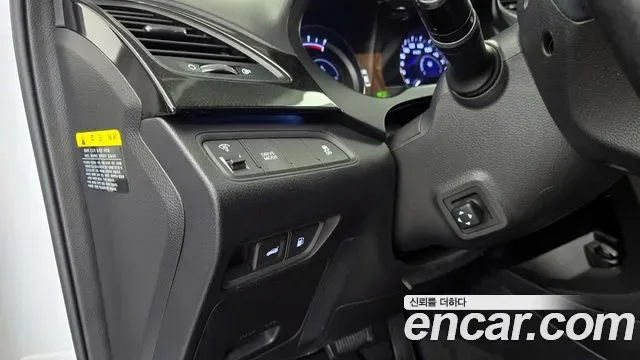Hyundai Grandeur HG Hybrid, 2016 — фото 19