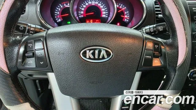 Kia Sorento, 2011 — фото 13