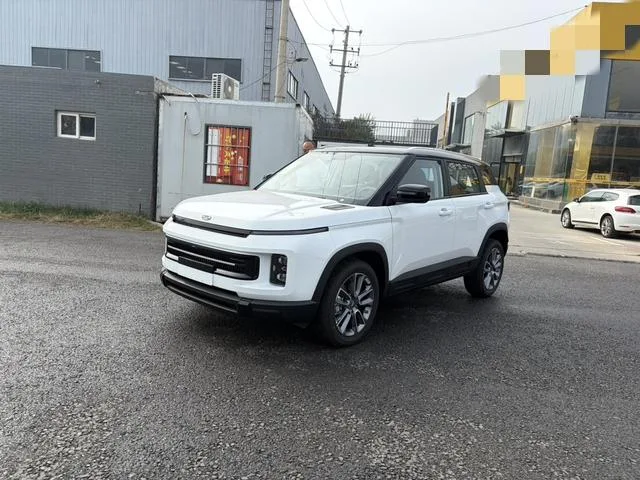 Geely ICON