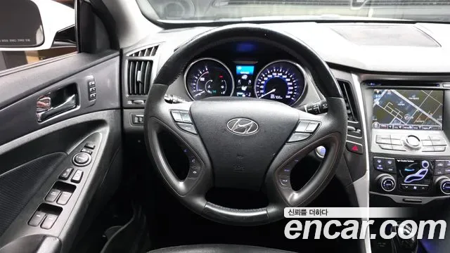 Hyundai Sonata Hybrid, 2012 — фото 13