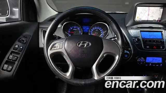 Hyundai Tucson ix, 2011 — фото 13